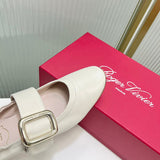 Back view of Roger Vivier luxury piece style No.082