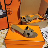 Hermes sandals Style 013 - sole and craftsmanship detail