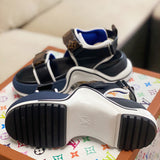 Styling view of Louis Vuitton luxury piece style No.116