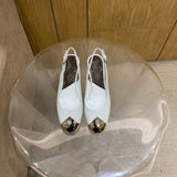 Louis Vuitton shoes Style 201 - top view showing design