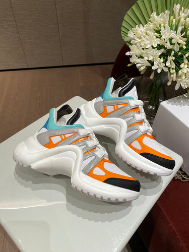 Louis Vuitton shoes Style 313 - logo and branding close-up