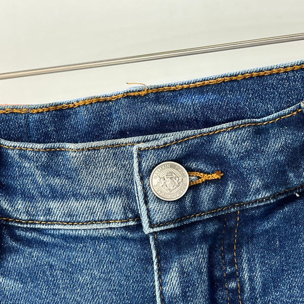 Three-quarter angle view of Balmain luxury piece style No.101