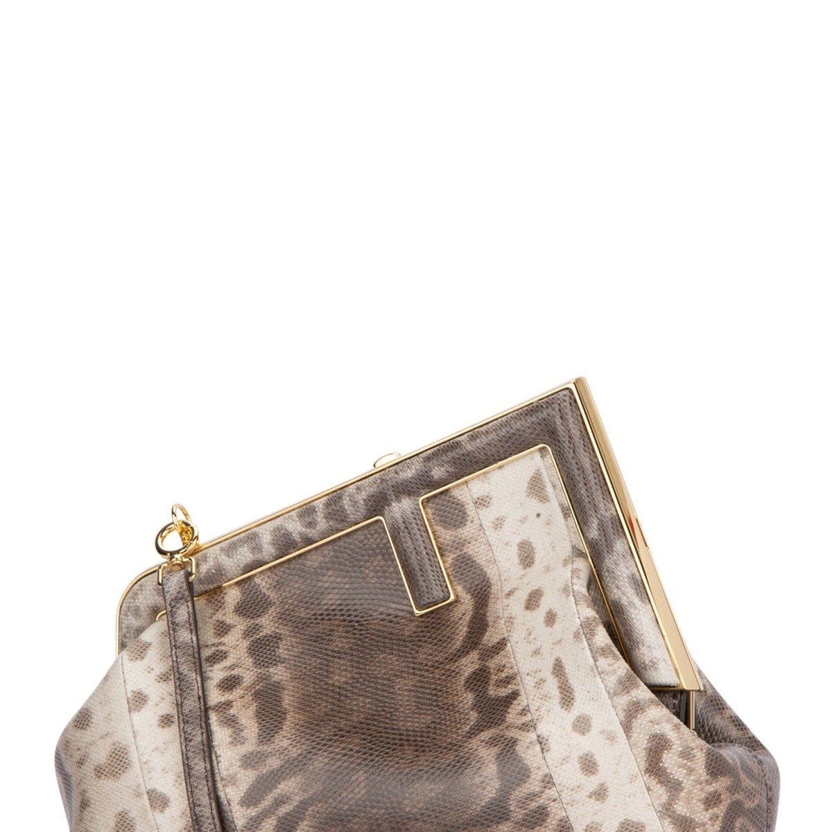 Fendi premium shoulder bags detail and craftsmanship close-up