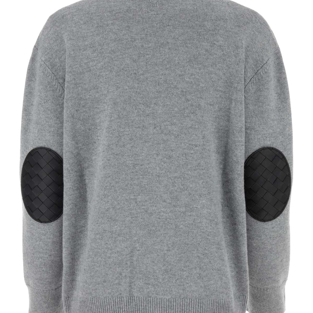 Bottega Veneta premium sweaters & pullovers detail and craftsmanship close-up