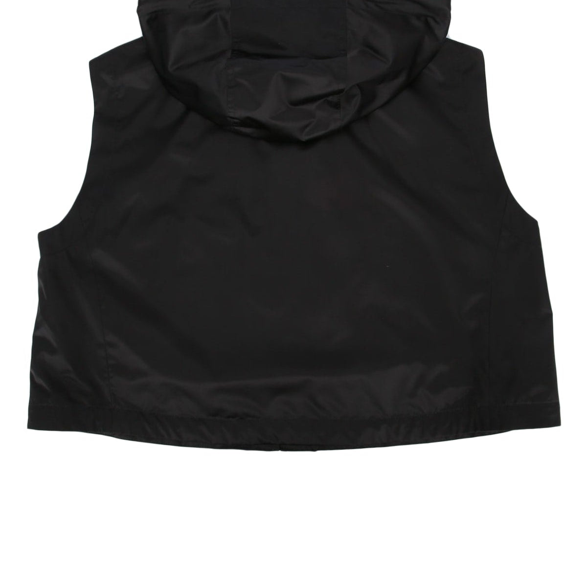 Fendi premium sweaters & pullovers detail and craftsmanship close-up