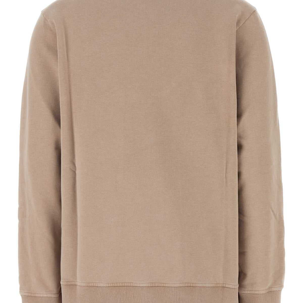 Fendi premium sweaters & pullovers detail and craftsmanship close-up