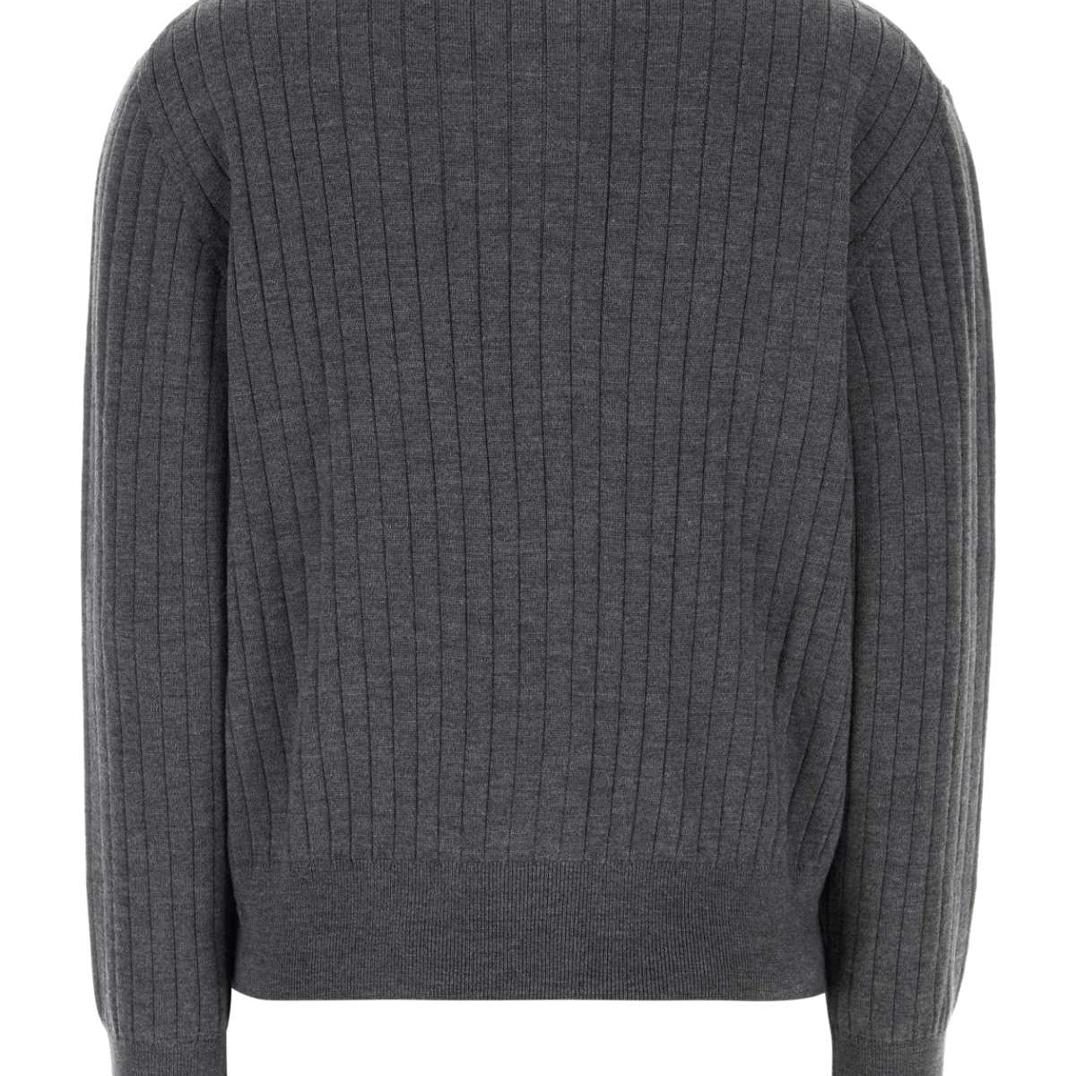 Bottega Veneta premium sweaters & pullovers detail and craftsmanship close-up
