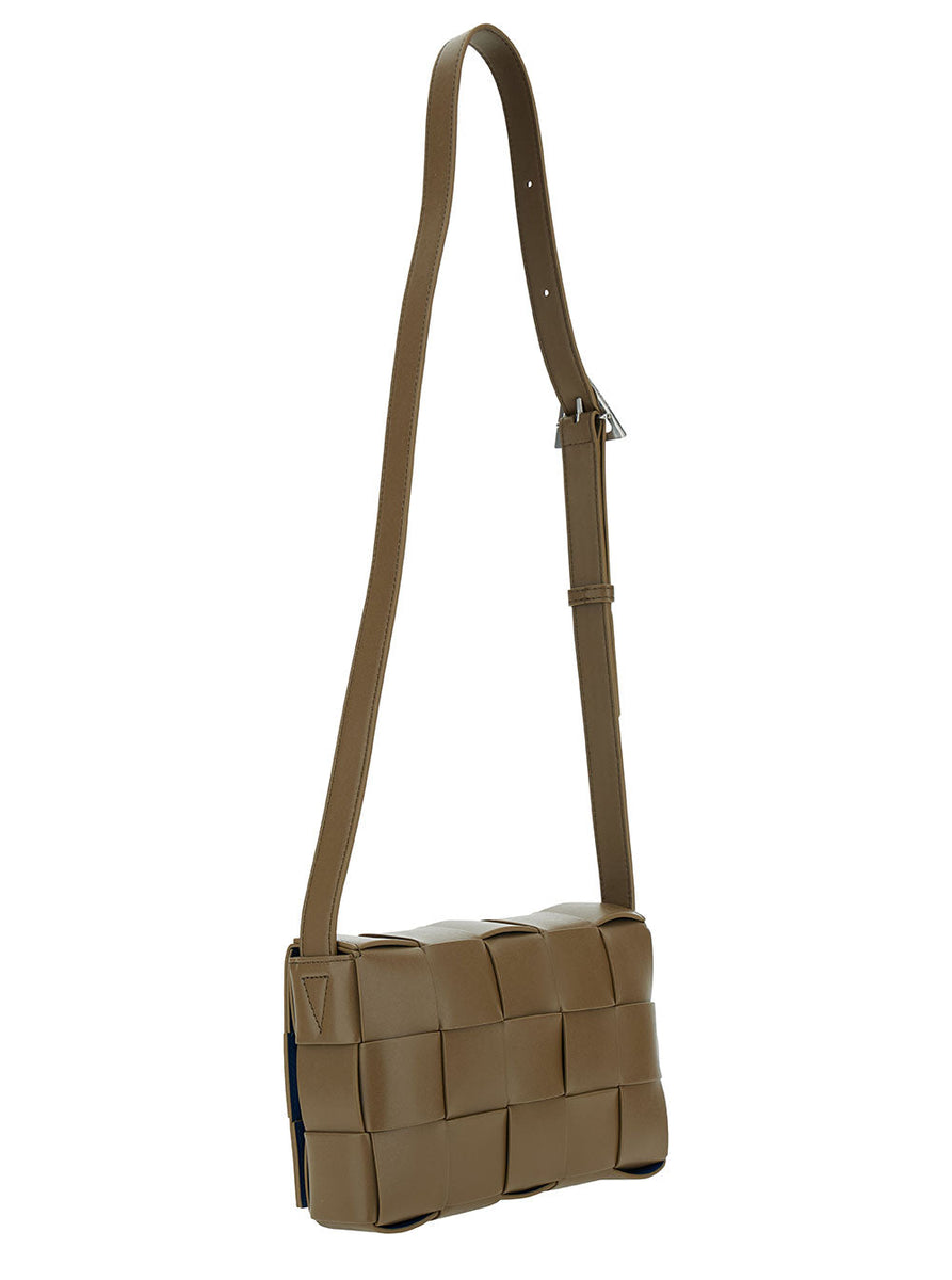 Bottega Veneta Bags? Bottega Veneta Men 'Medium Casette' Brown Crossbody Vag With Intreccio Motif In Leather Man Elegant Everyday Designer Handbag