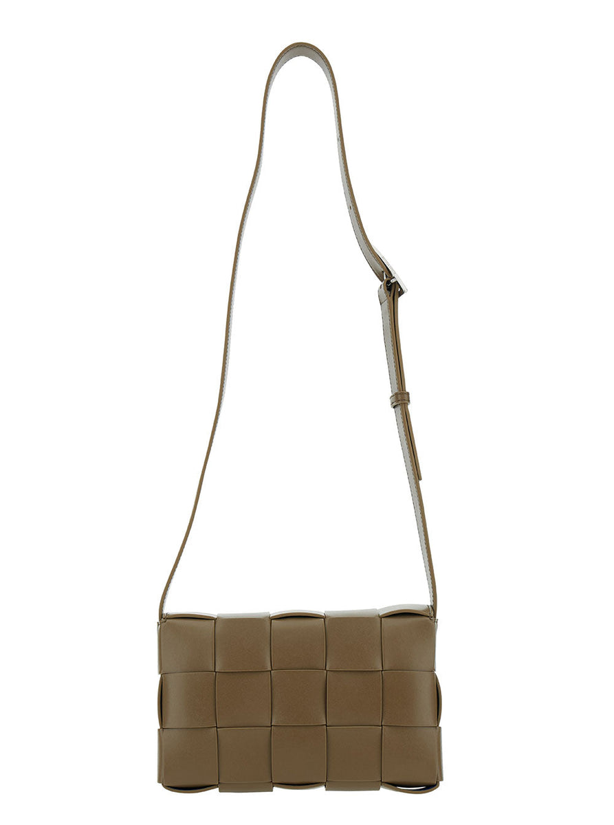 Bottega Veneta Bags? Bottega Veneta Men 'Medium Casette' Brown Crossbody Vag With Intreccio Motif In Leather Man Elegant Everyday Designer Handbag