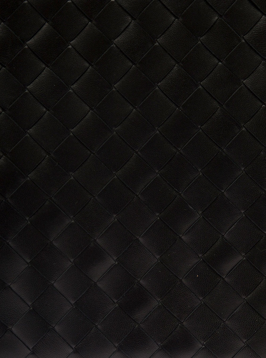 Bottega Veneta Bags? Bottega Veneta Women Black Pouch With Braided Motif In Nappa Leather With Zip Woman Luxury Designer Leather Handbag