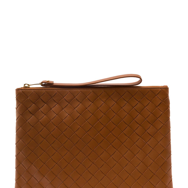 Bottega Veneta Bags? Bottega Veneta Women Brown Pouch With Wrist Strap In Intreccio Leather Woman Luxury Designer Leather Handbag