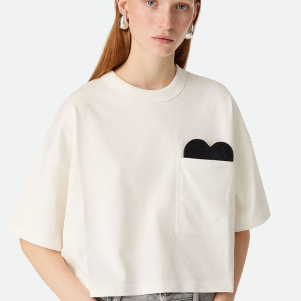 Close-up of Bottega Veneta tee shirts hardware and fine stitching