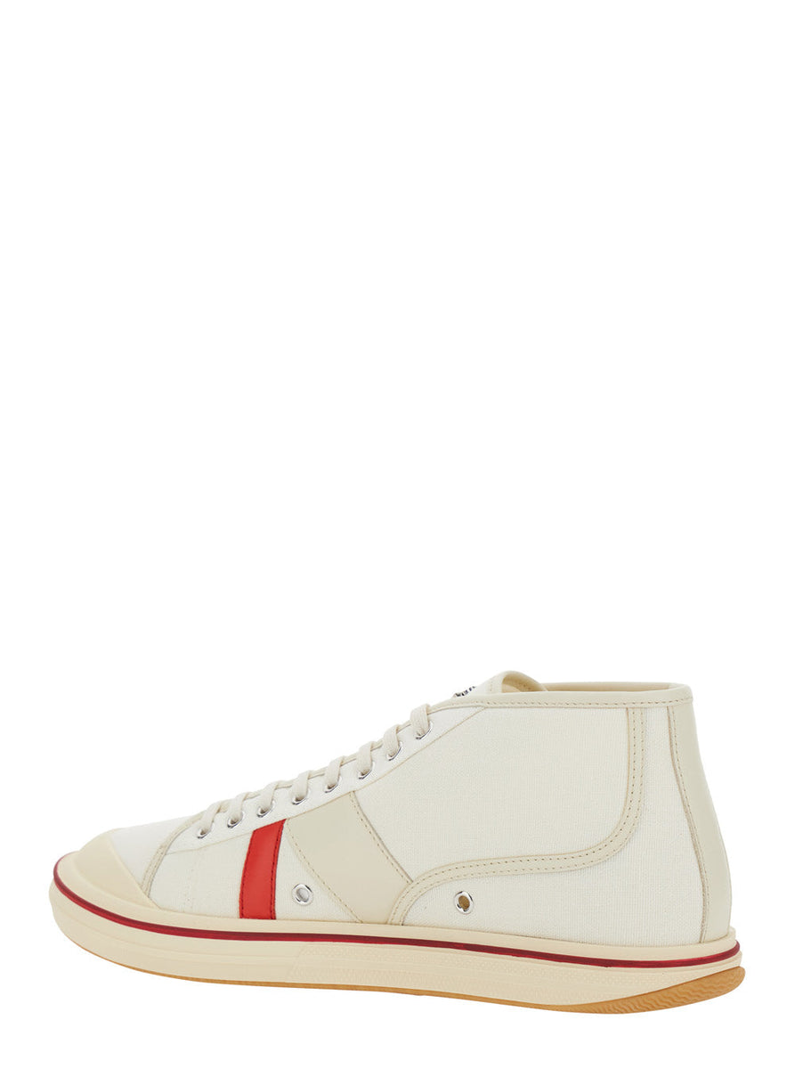 Bottega Veneta athletic side profile designer luxury fashion