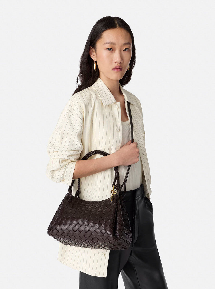 Bottega Veneta Bags? Bottega Veneta Women 'Parachutte' Brown Shoulder Bag With Knot Detail And Intrecciato Motif In Leather Woman Elegant Everyday Designer Handbag