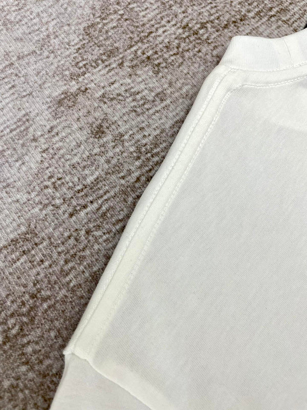 Front view of Amiri luxury piece style No.113