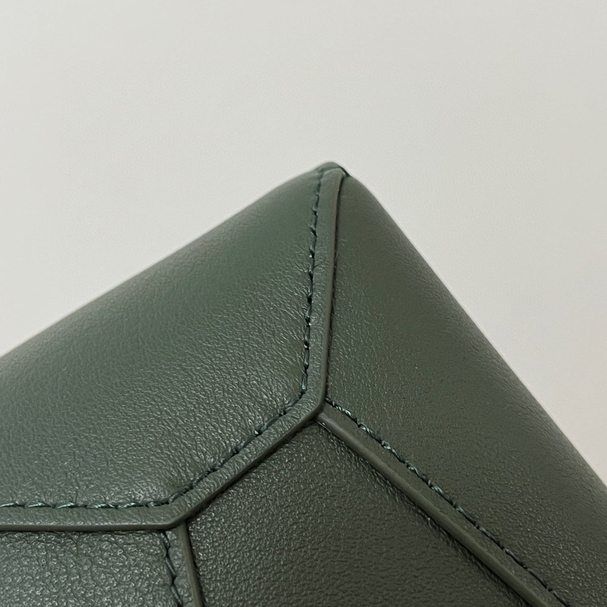 Bags- Loew Mini Puzzle Edge Bag Elegant Everyday Designer Handbag