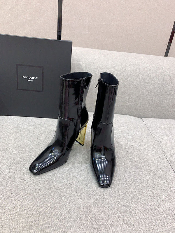 Side profile view of Saint Laurent luxury piece style No.046