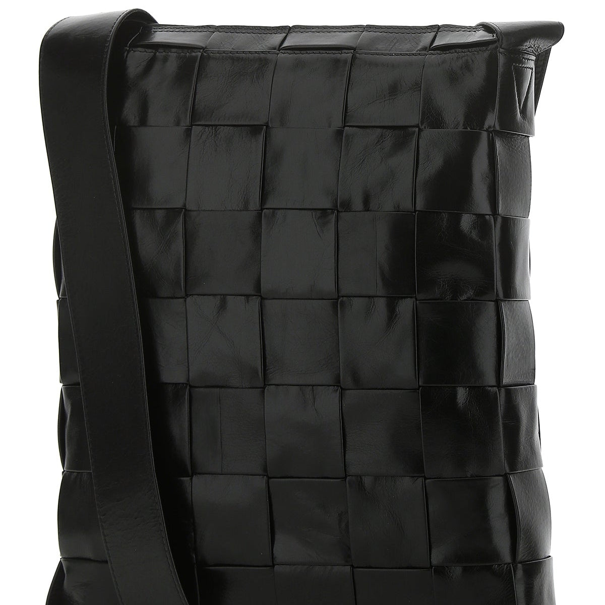 Bottega Veneta premium shoulder bags detail and craftsmanship close-up