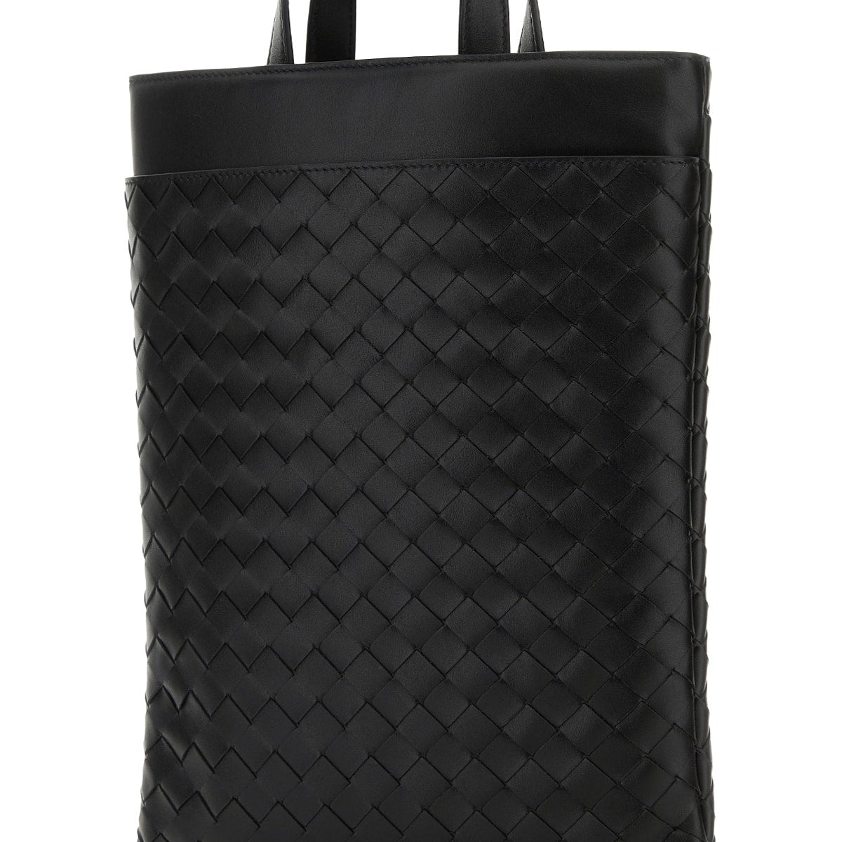 Bottega Veneta premium shoulder bags detail and craftsmanship close-up