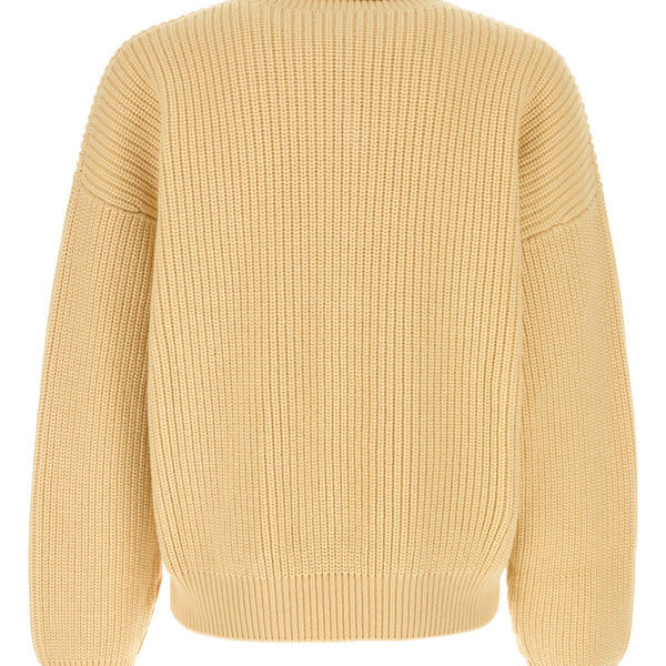Bottega Veneta premium sweaters & pullovers detail and craftsmanship close-up