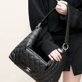 Chanel 23B Maxi Hobo Bag detail shot – authentic designer craftsmanship