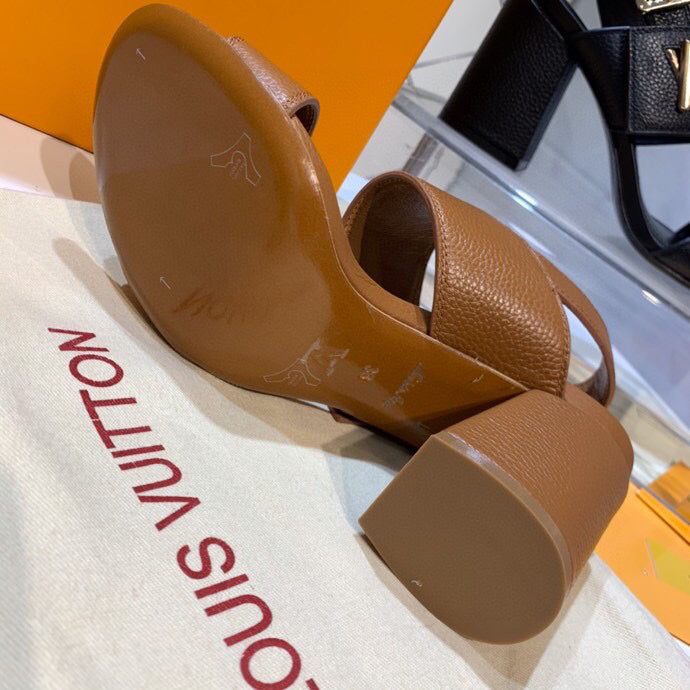 Louis Vuitton shoes front view designer style