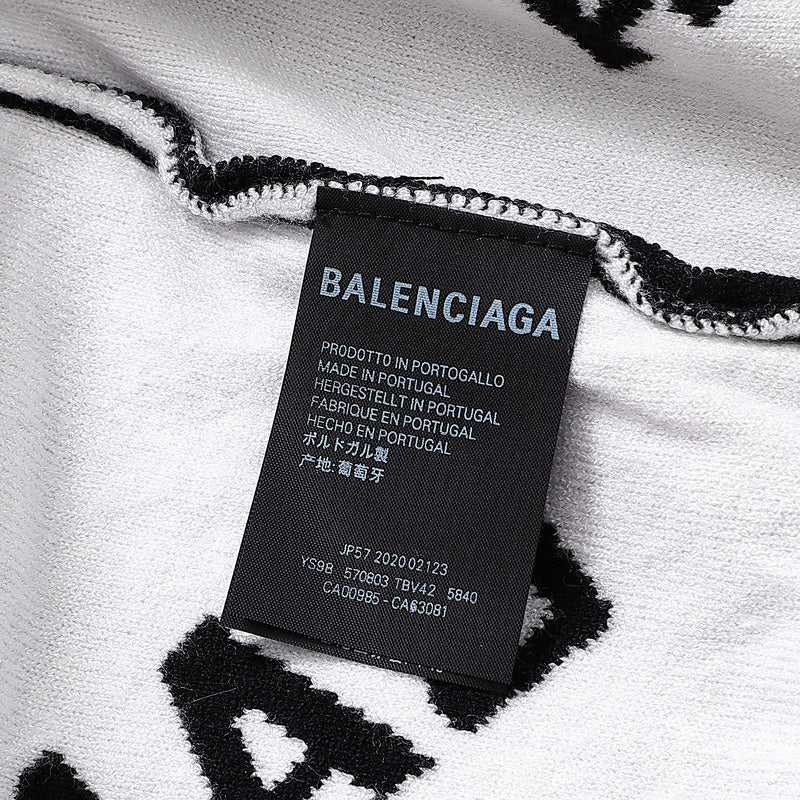 Front view of Balenciaga luxury piece style No.059