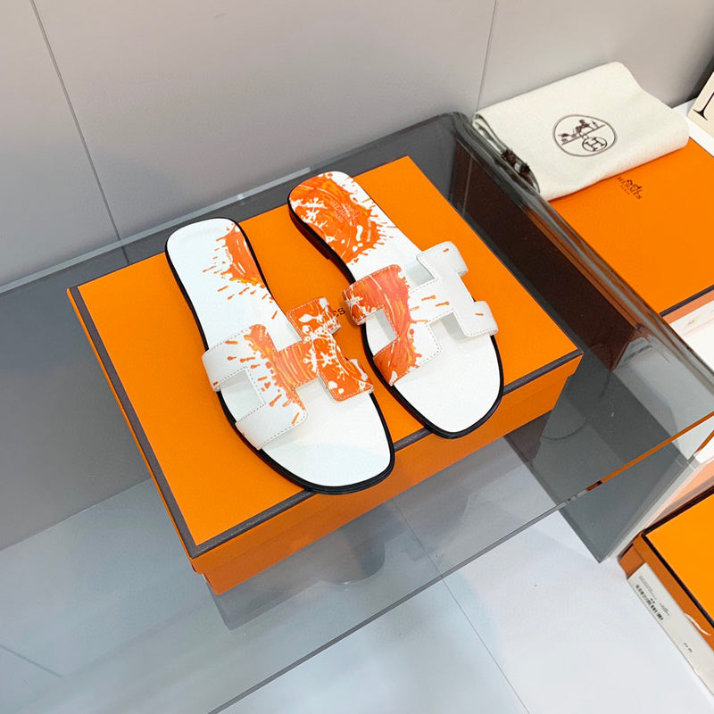 Hermes sandals Style 194 - side profile detail