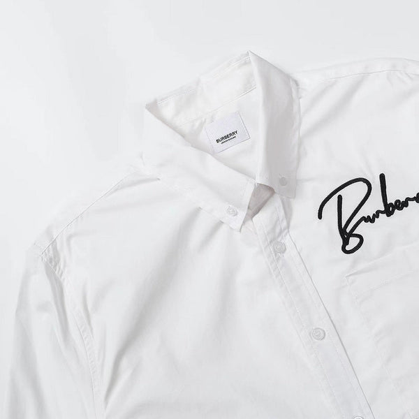 Back view of Burberry luxury piece style No.032