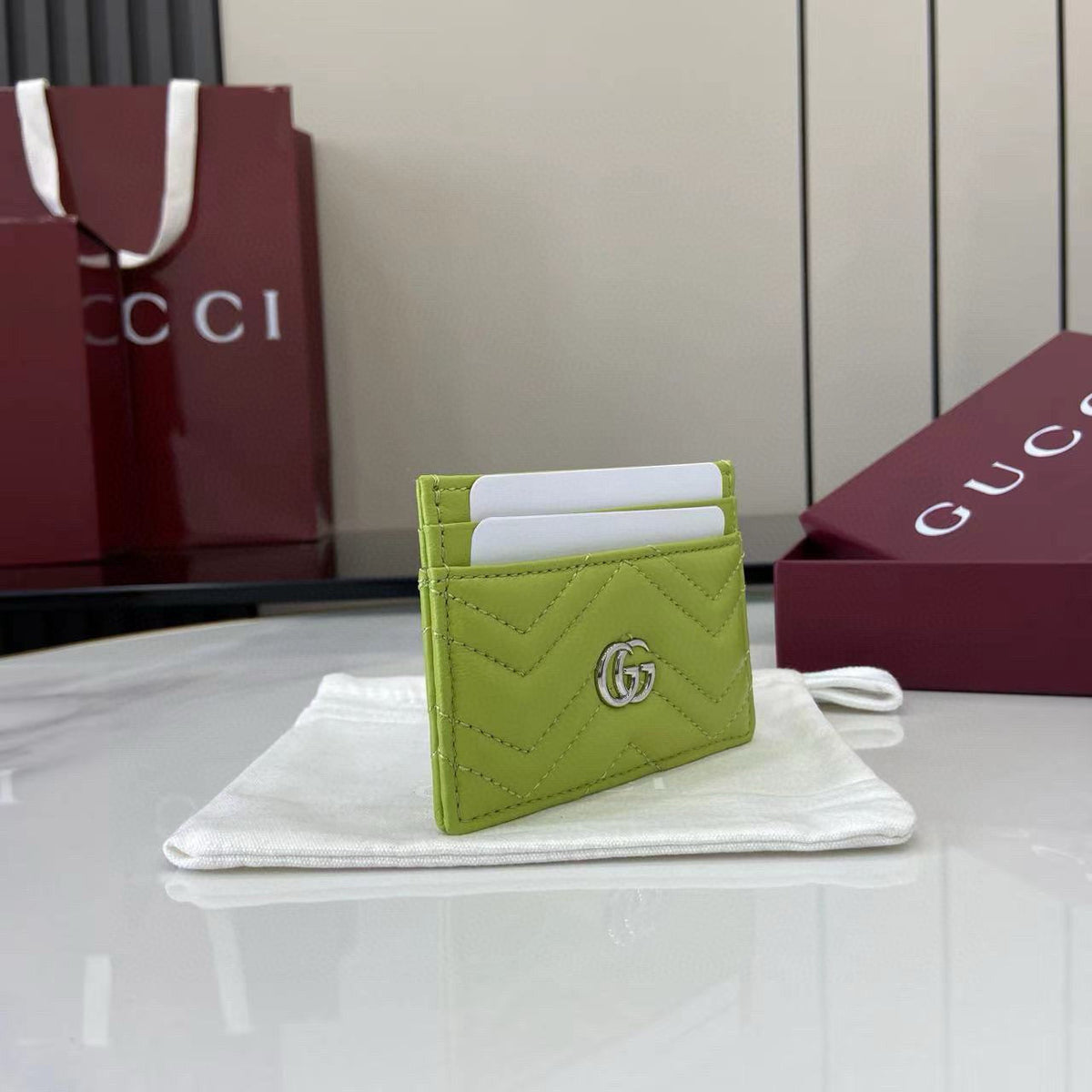 Gucci Wallets- Gucci Card Holder Elegant Everyday Leather Wallet