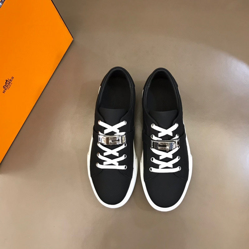 Hermès Nude Low-Top Sneakers - Toe Detail View