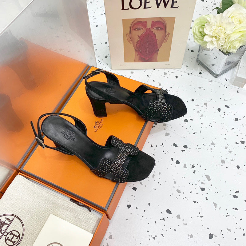 Hermès Grey Block Heel Sandals - Sole Detail View