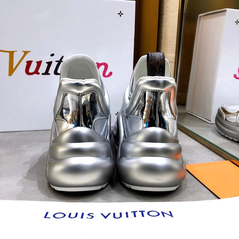 Louis Vuitton shoes Style 299 - close-up of sleek modern silhouette