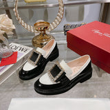 Close-up detail view of Roger Vivier luxury piece style No.076