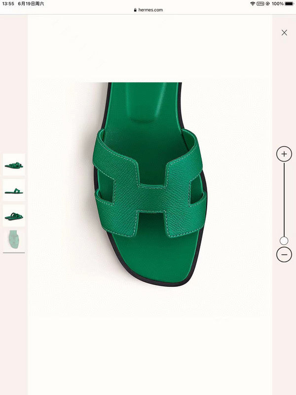 Hermès Black Block Heel Sandals - Angled View