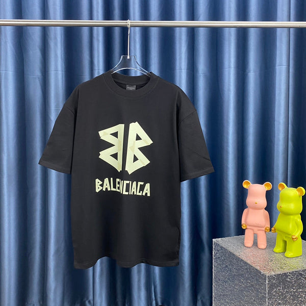 Front view of Balenciaga luxury piece style No.124