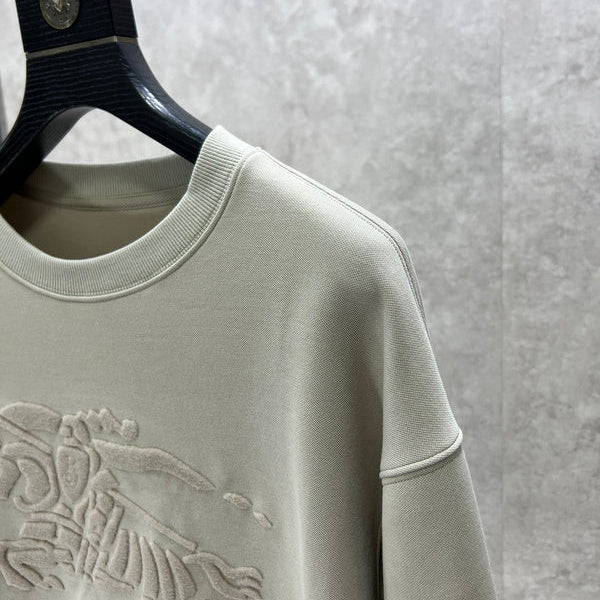 Three-quarter angle view of Burberry luxury piece style No.331