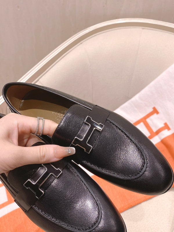 Hermes shoes Style 261 - additional angle view (alternate angle)