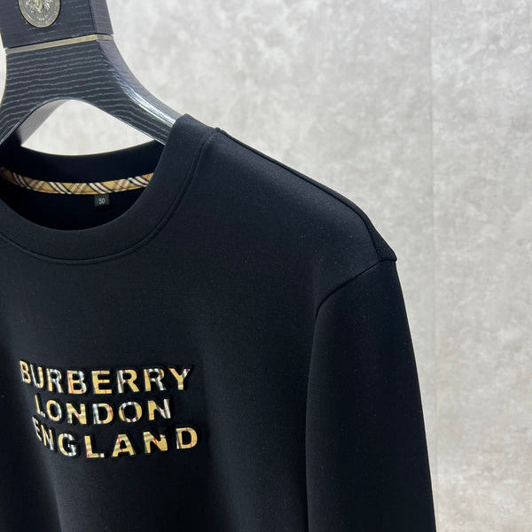 Three-quarter angle view of Burberry luxury piece style No.548