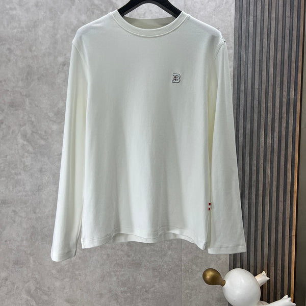 Front view of Burberry luxury piece style No.521