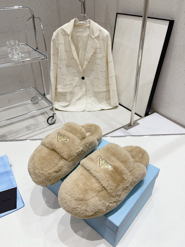 Three-quarter angle view of Prada luxury piece style No.127