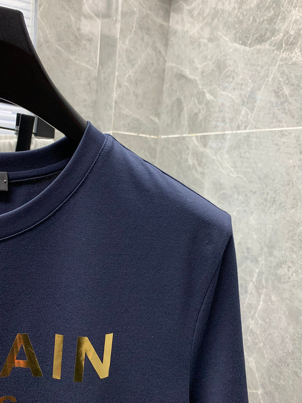 Three-quarter angle view of Balmain luxury piece style No.062