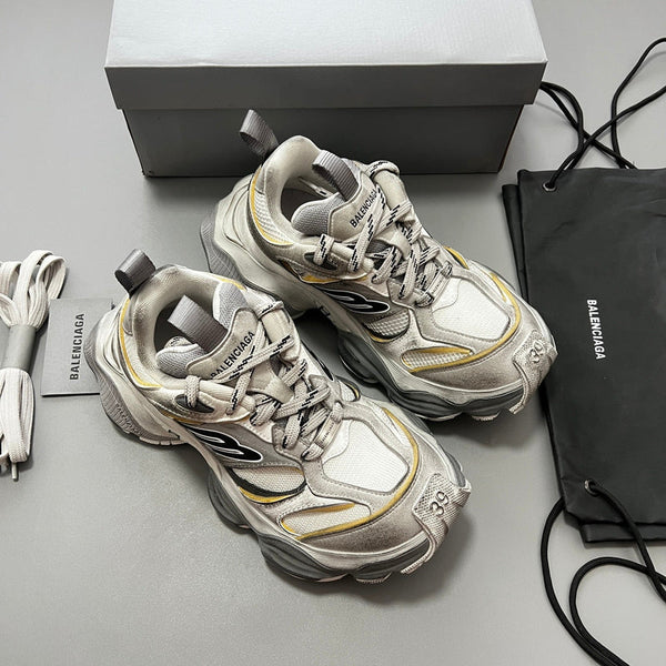 Balenciaga shoes Style 063 - sole and craftsmanship detail