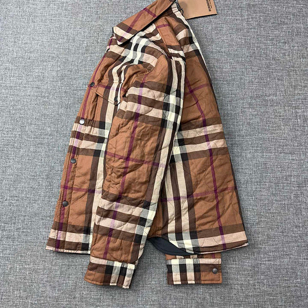 Front view of Burberry luxury piece style No.475