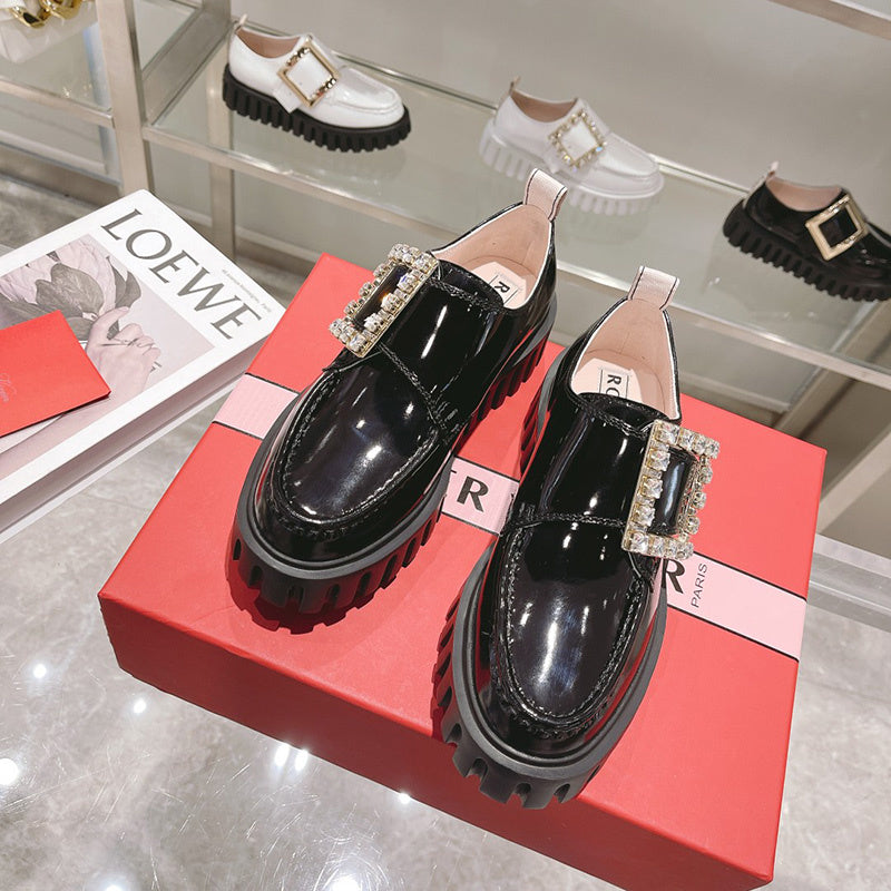 Roger Vivier shoes front view designer style