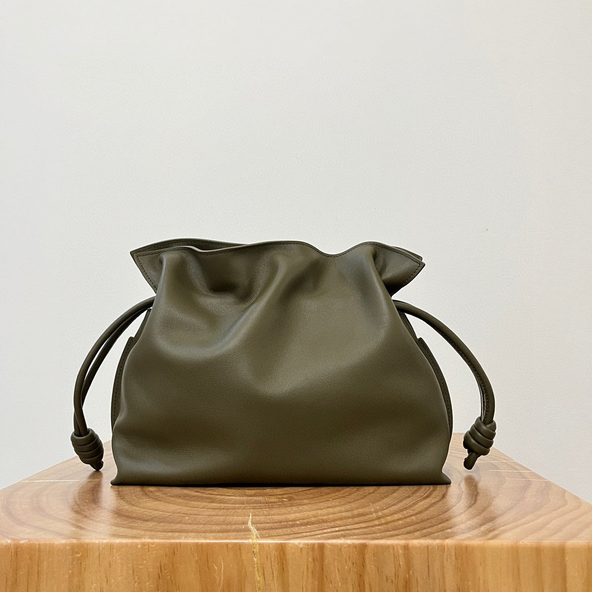 Bags- Loew Flamenco Bag Elegant Everyday Designer Handbag