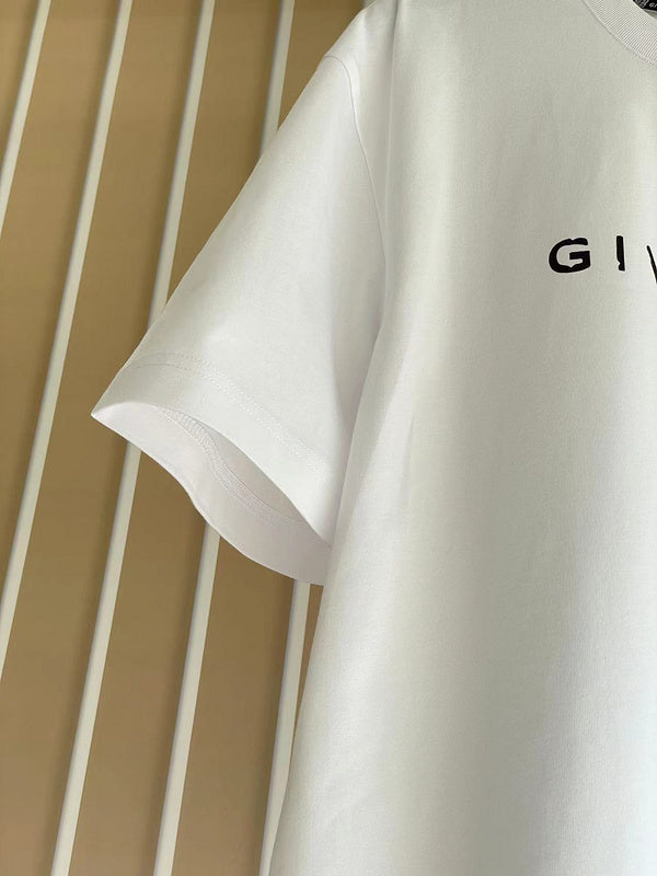 Texture and finish detail of Givenchy luxury piece style No.192
