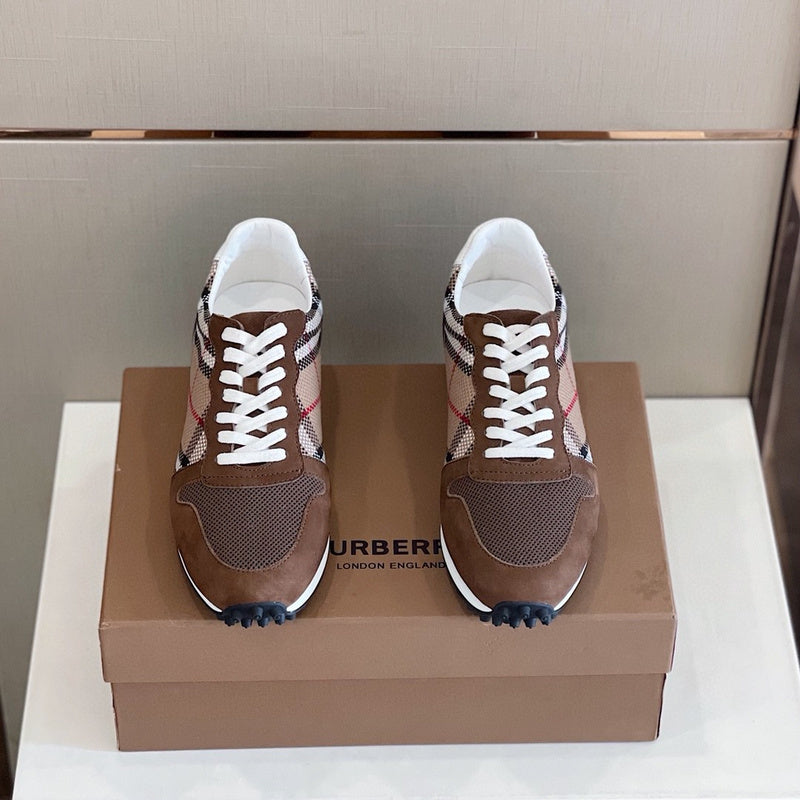 Burberry shoes Style 212 - logo and branding close-up
