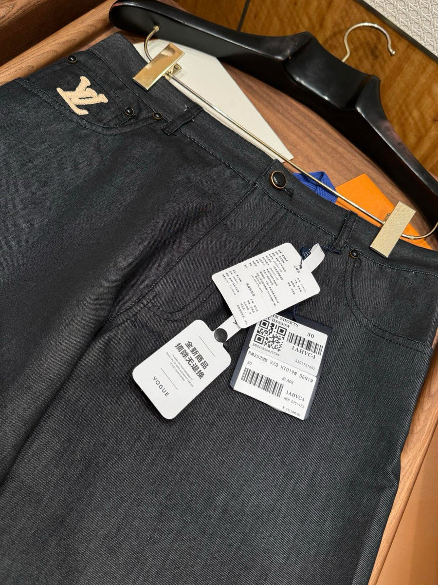 Louis Vuitton Shorts- Louis Vuitton Lou Shorts Everyday Lightweight Designer Shorts