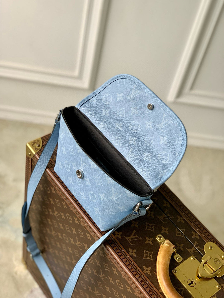 Louis Vuitton Wallets- Louis Vuitton Lou Pulse Wearable Wallet Premium Leather Designer Wallet